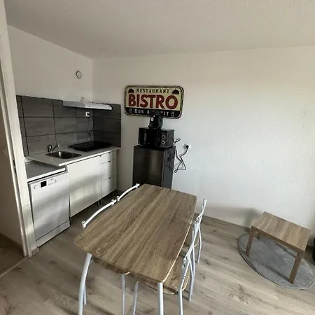 Avec Terrasse Vue Sur Cousson