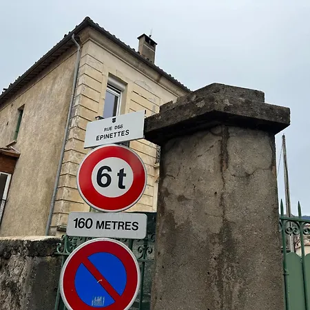 Avec Terrasse Vue Sur Cousson *